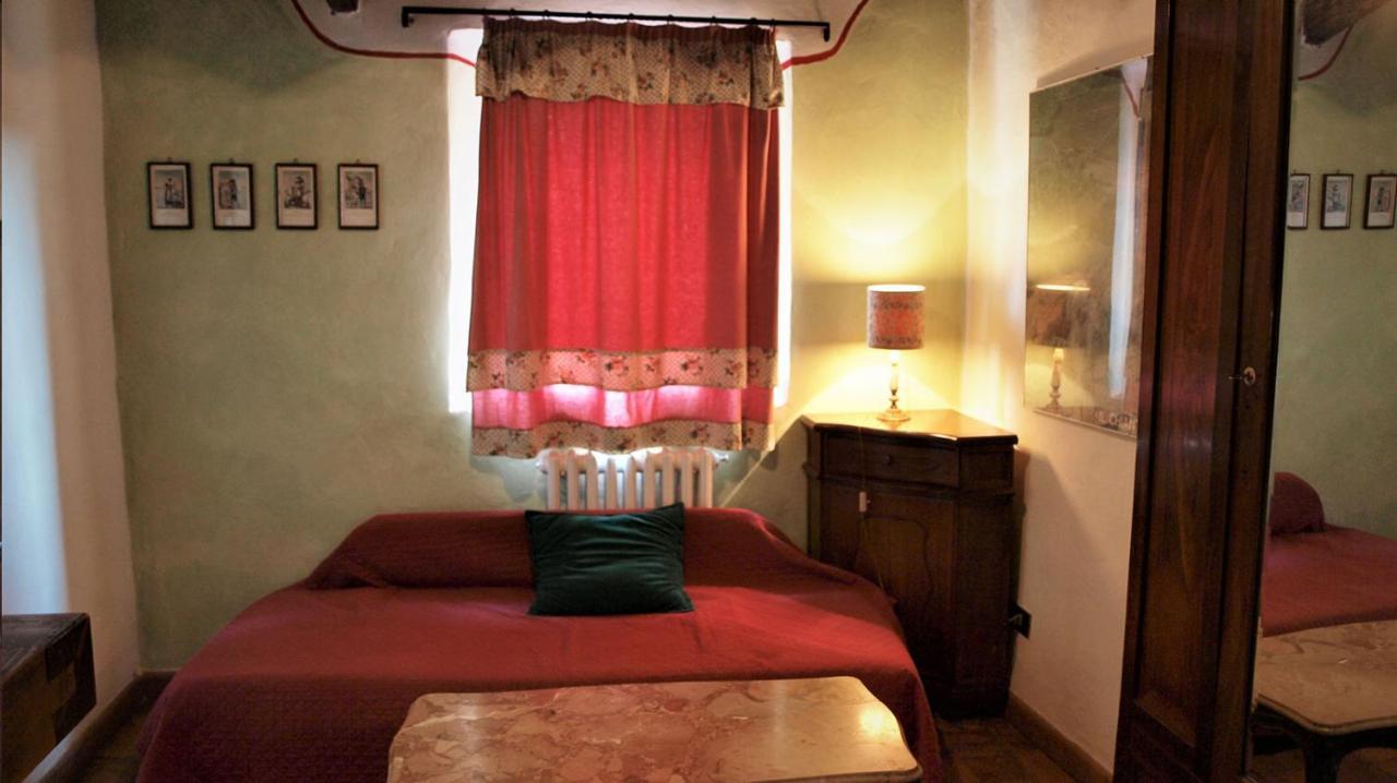 Agriturismo La Grotta Di Montecchino Сиена Экстерьер фото