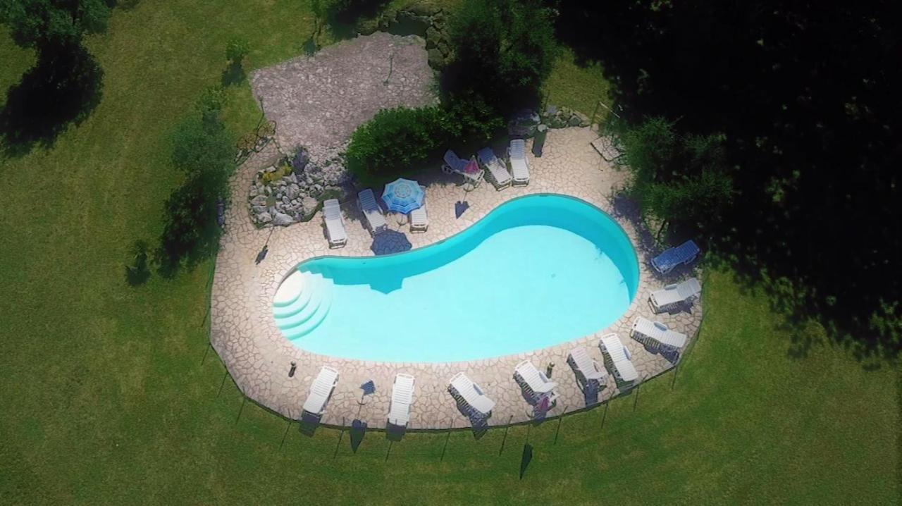 Agriturismo La Grotta Di Montecchino Сиена Экстерьер фото